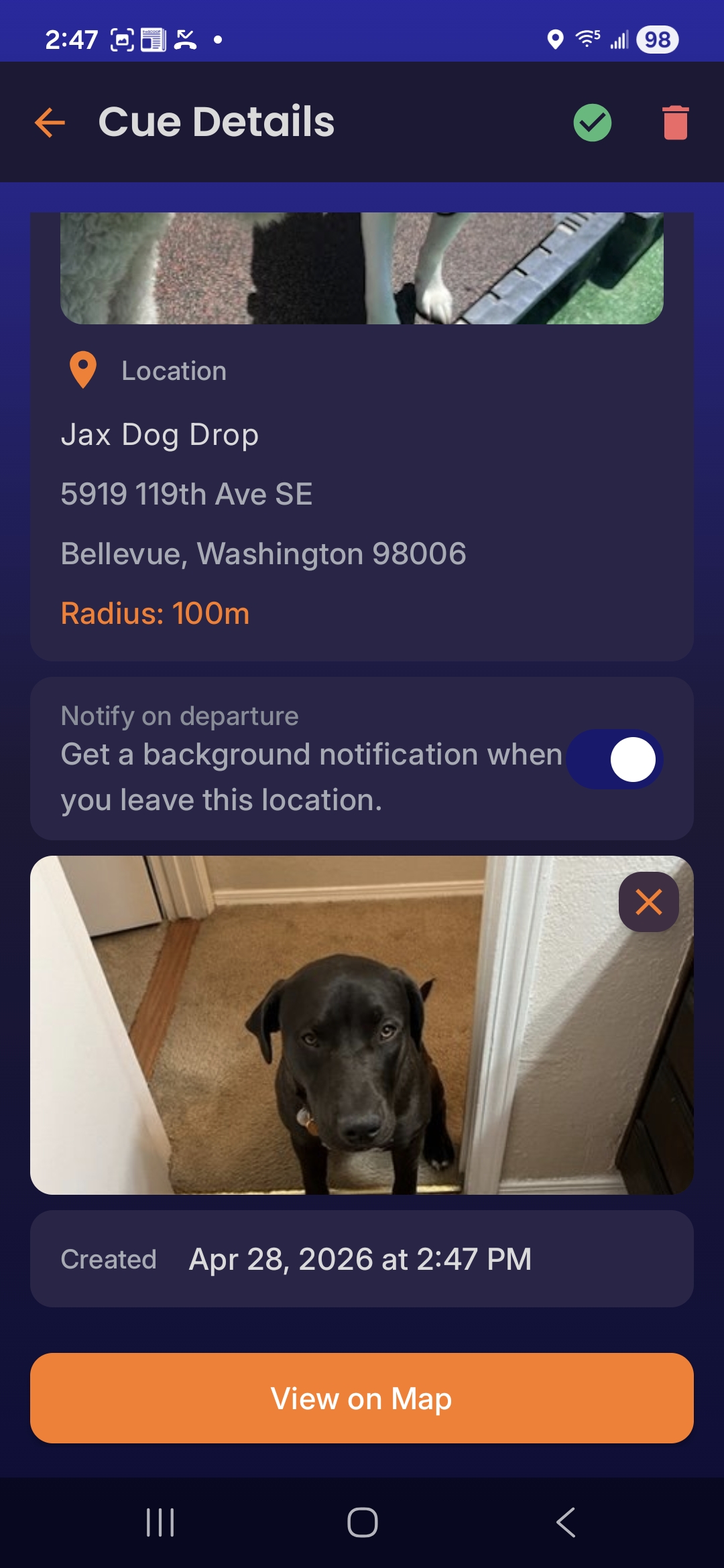 NeuraCue Android app — cue detail view with photo, location pin, and geofence radius